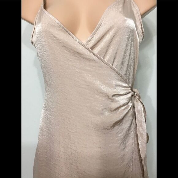 DONNA MIZANI blush wrap dress. NWOT - Picture 8 of 11